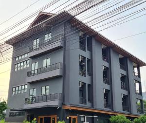 The Lantern Suites