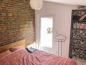 Gîte au cœur dune résidence dartiste