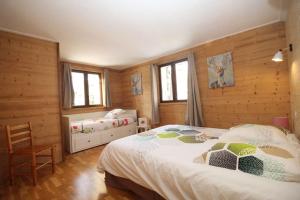 Chalets Chalet Canigou: familial, raffine, renove : photos des chambres