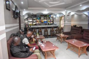 GLAMOUR APOLLO HOTEL