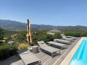 Villas Villa de charme a louer en Corse, piscine chauffee : photos des chambres