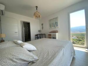 Villas Villa de charme a louer en Corse, piscine chauffee : photos des chambres