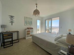 Villas Villa de charme a louer en Corse, piscine chauffee : photos des chambres