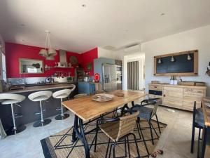 Villas Villa de charme a louer en Corse, piscine chauffee : photos des chambres