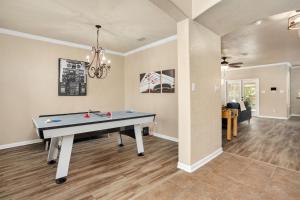 Long Stay Only Cibolo Getaway Pool Air Hockey