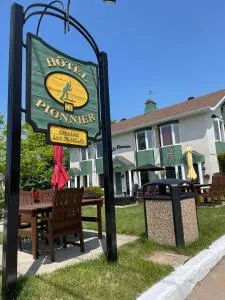 Hotel Le Pionnier - La Baie