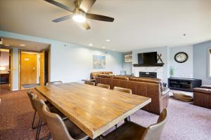 Beautiful 2 Bedroom Condo - Highridge B6