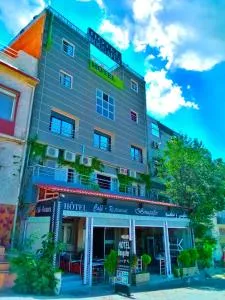 Hotel Restaurant Bougafer - Zeïda