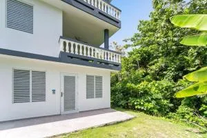 Casa al Mare #3- 1 bdr - 4 min walk to Sandy Beach - Centro Puntas