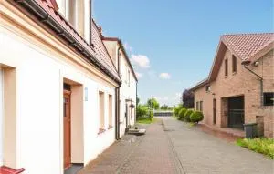 Awesome Apartment In Nowe Warpno - Rieth