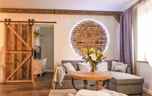 Awesome Apartment In Nowe Warpno