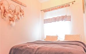 Awesome Apartment In Nowe Warpno