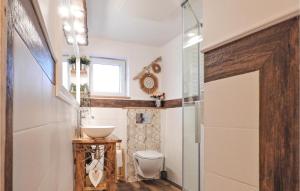 Awesome Apartment In Nowe Warpno