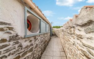 Awesome Home In Peyriac-Minervois