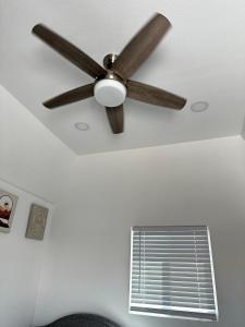 Tiny house in the heart of MOVAL private freeparking Netflix