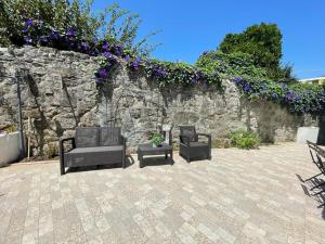 Burgães II Apartment