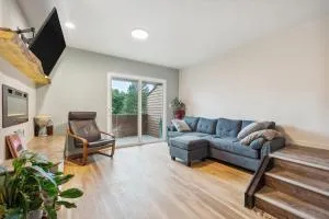 Charming Lafayette Getaway with Fireplace! - 路易维尔