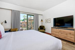 King Room room in Hotel Los Gatos