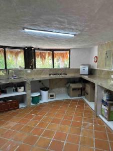 increible casa de campo con piscina y jacuzzi!