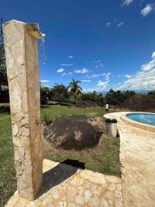 increible casa de campo con piscina y jacuzzi!