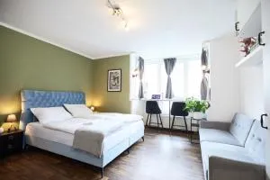 Stilvolles Ruhiges Studio - PARKPLATZ, WIFI, TV EM-APARTMENTS DEUTSCHLAND - Deppendorf Stilvolles Ruhiges Studio - PARKPLATZ, WIFI, TV EM-APARTMENTS DEUTSCHLAND - Deppendorf
