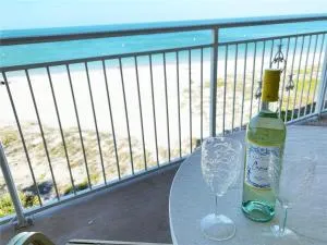 Oceanfront View of Madeira Beach, Steps to the Beach - Madeira Norte Condo - Mitchell Beach