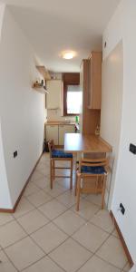 Villa4Holydays - M1 subway