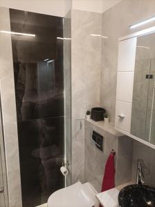 Apartament Azyl