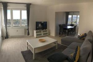 Appartements F2 + parking avec une belle vue : photos des chambres