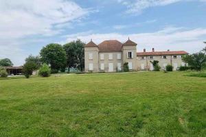 Villas Chateau d'Issandou. : photos des chambres