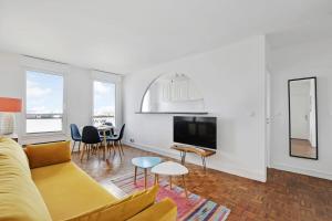 Appartements Amazing panoramic view facing Parc de La Villette - Apartment 4P : photos des chambres