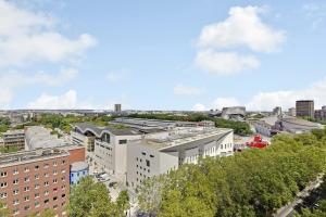 Appartements Amazing panoramic view facing Parc de La Villette - Apartment 4P : photos des chambres