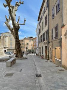 Cosy & Chill Appartements - Au coeur du village de Cotignac, en Provence : photos des chambres