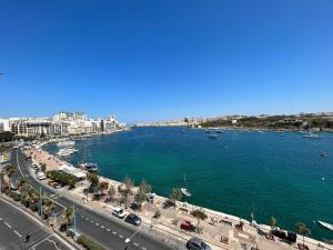 Sliema Ferry Ultracentral Location Valletta View