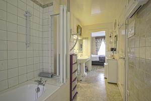 Maisons de vacances Les Goelands maison avec vue sur port et falaise : photos des chambres