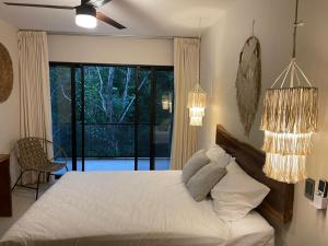 Find the way, find yourself! B7