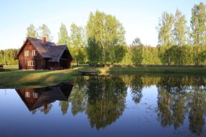 Holiday House with Sauna room in Recreation Center Brūveri