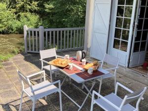Maisons de vacances Gite Clairefontaine-en-Yvelines, 3 pieces, 5 personnes - FR-1-527-8 : photos des chambres