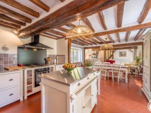 Maisons de vacances Gite Thibivillers, 5 pieces, 7 personnes - FR-1-526-41 : photos des chambres