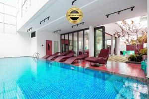 Stunning Da Nang Beach Villa