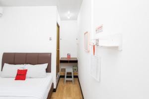 RedDoorz @ Tanjung Sari Surabaya