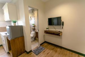 Midway Stay Apartments Dumaguete