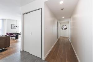Amazing Location - 2BDRM2BATH - right on Robson