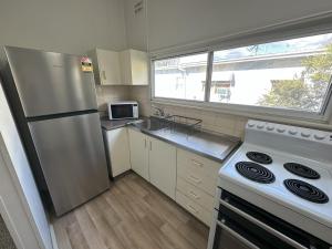 1 Bedroom Apartment near Graftons Waterfront