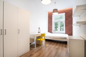 Jaracza 15 prywatne pokoje