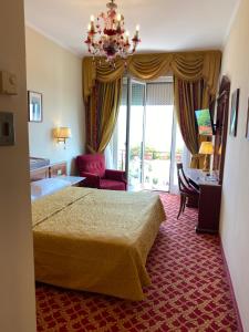 Double Room with Lake View room in Hotel Milan Speranza Au Lac