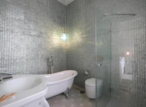 Casa Luz by Vintage Travel