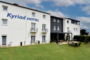 Hotels Hotel Kyriad La Rochelle Centre Ville : photos des chambres