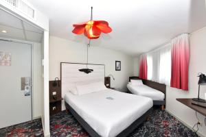 Hotels Hotel Kyriad La Rochelle Centre Ville : Chambre Triple