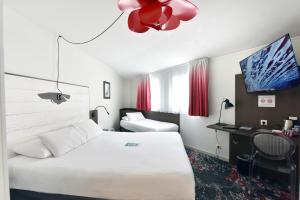 Hotels Hotel Kyriad La Rochelle Centre Ville : photos des chambres